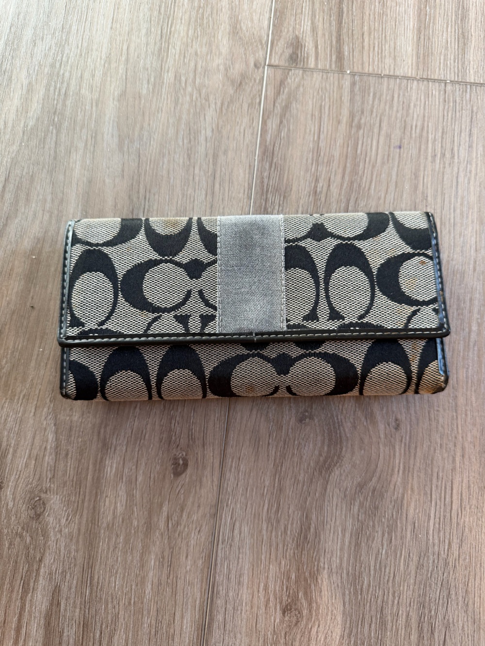 Coach Signature Canvas Continental Wallet in Black and Tan